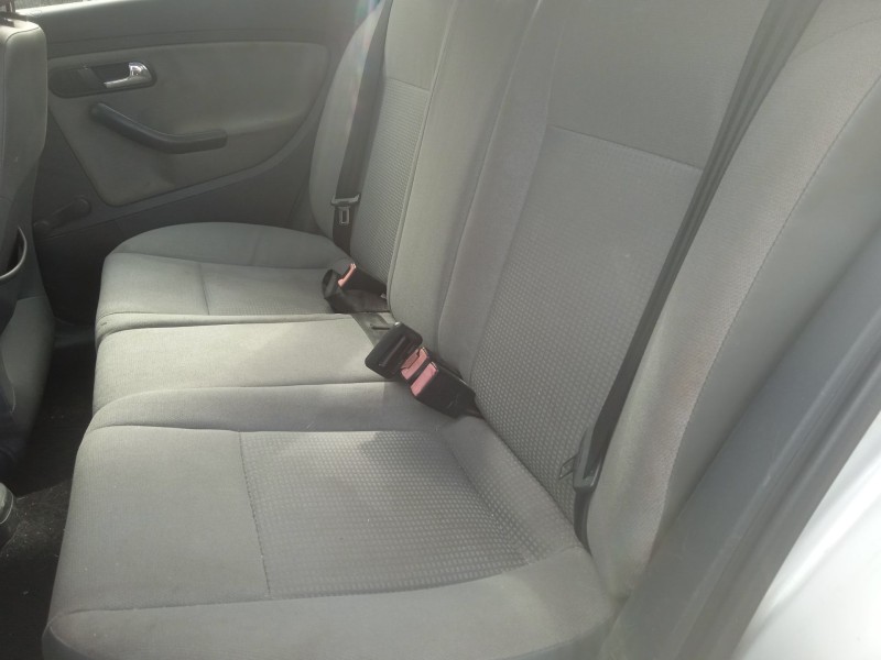 seat cordoba (6l2) del año 2003