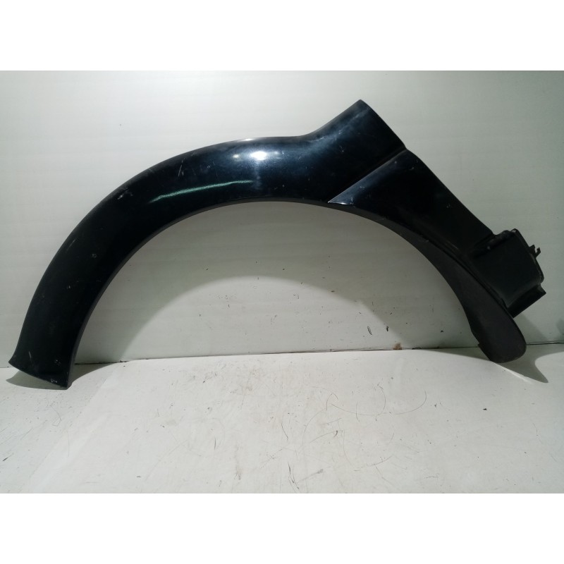 Recambio de moldura para tata grand safari dicor referencia OEM IAM 269981506340  