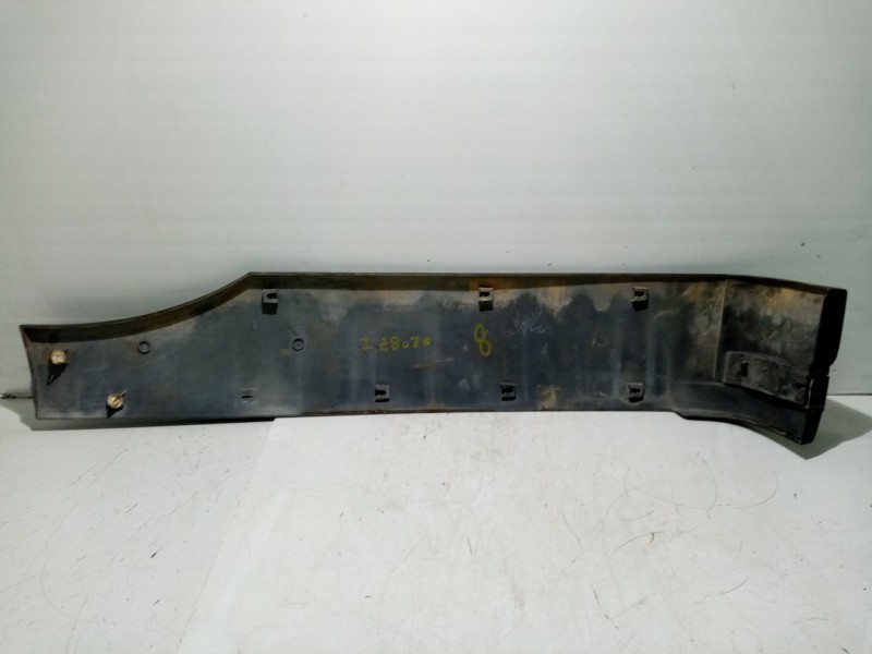 Recambio de moldura para tata grand safari dicor referencia OEM IAM 269981506342  