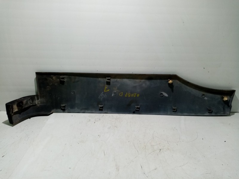 Recambio de moldura para tata grand safari dicor referencia OEM IAM 269981506343  