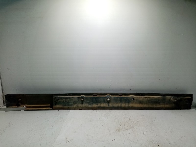 Recambio de moldura para tata grand safari dicor referencia OEM IAM 269981500111  