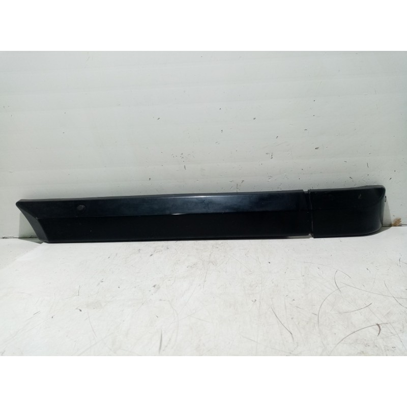 Recambio de moldura para tata grand safari dicor referencia OEM IAM 269981505351  