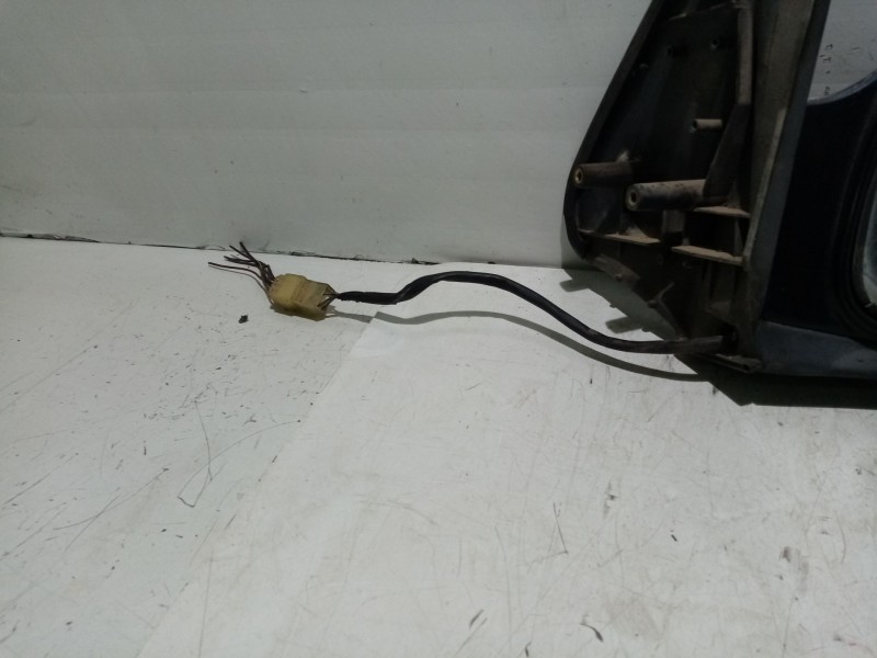 Recambio de retrovisor derecho para tata grand safari dicor referencia OEM IAM 265981100167  