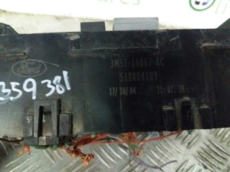 Recambio de caja reles / fusibles para  referencia OEM IAM 518804109 3M5T14067BC 