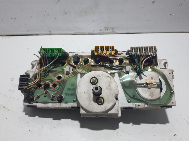 Recambio de cuadro instrumentos para peugeot 205 furgoneta/hatchback 1.8 d referencia OEM IAM 8595202  