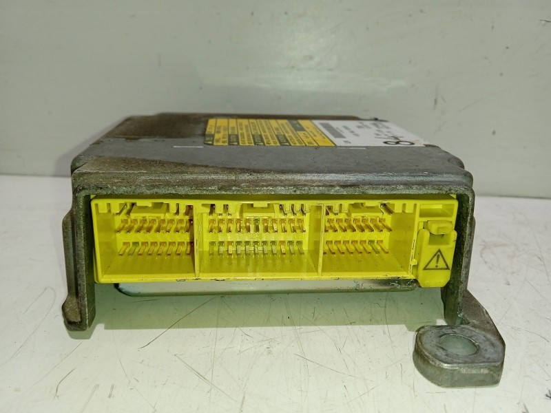 Recambio de centralita airbag para toyota avensis (_t25_) 1.8 (zzt251_) referencia OEM IAM 8917005121  