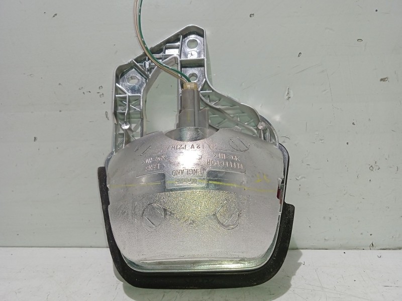 Recambio de luz central de freno para toyota avensis (_t25_) 1.8 (zzt251_) referencia OEM IAM 8157005081  