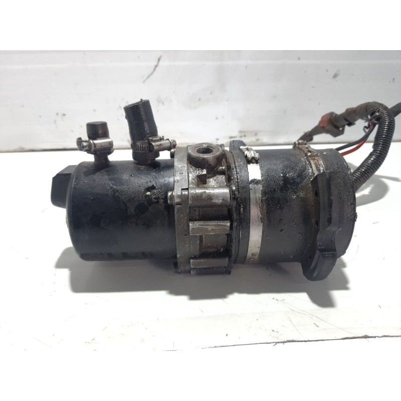 Recambio de bomba direccion para peugeot 205 furgoneta/hatchback 1.8 d referencia OEM IAM 40074932  