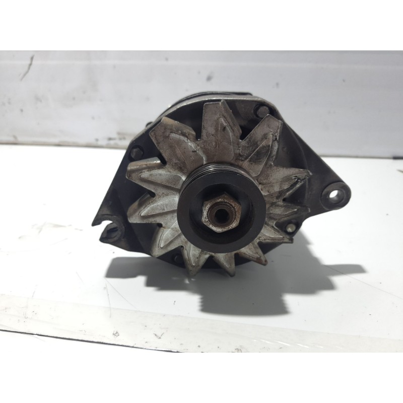 Recambio de alternador para peugeot 205 furgoneta/hatchback 1.8 d referencia OEM IAM 570589 11076 5705JN