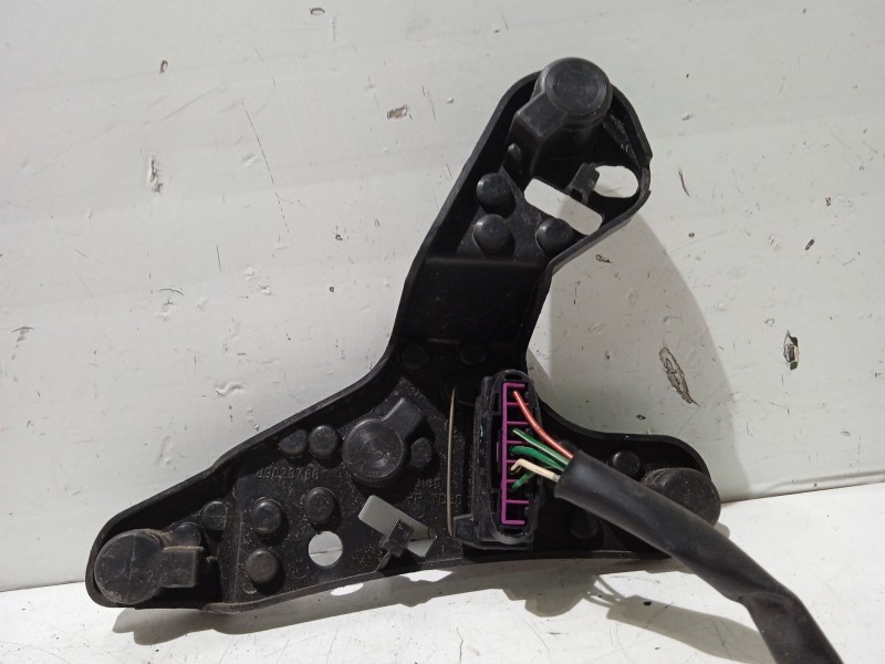 Recambio de portalamparas para toyota avensis (_t25_) 1.8 (zzt251_) referencia OEM IAM   