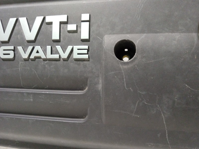 Recambio de tapa motor para toyota avensis (_t25_) 1.8 (zzt251_) referencia OEM IAM 112120D080  