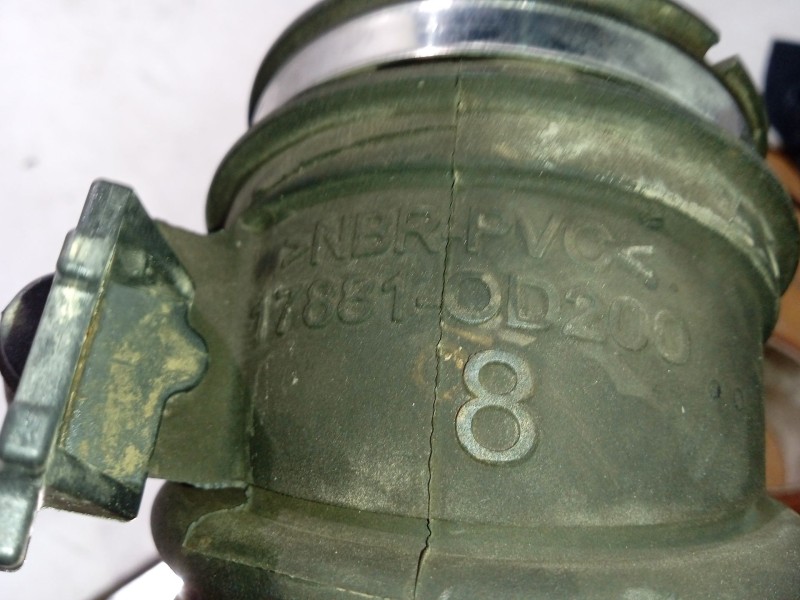 Recambio de tubo para toyota avensis (_t25_) 1.8 (zzt251_) referencia OEM IAM 178810D200  