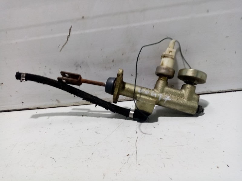 Recambio de bomba embrague para land rover discovery td5 e referencia OEM IAM STC000280 LB06AZ019AD 