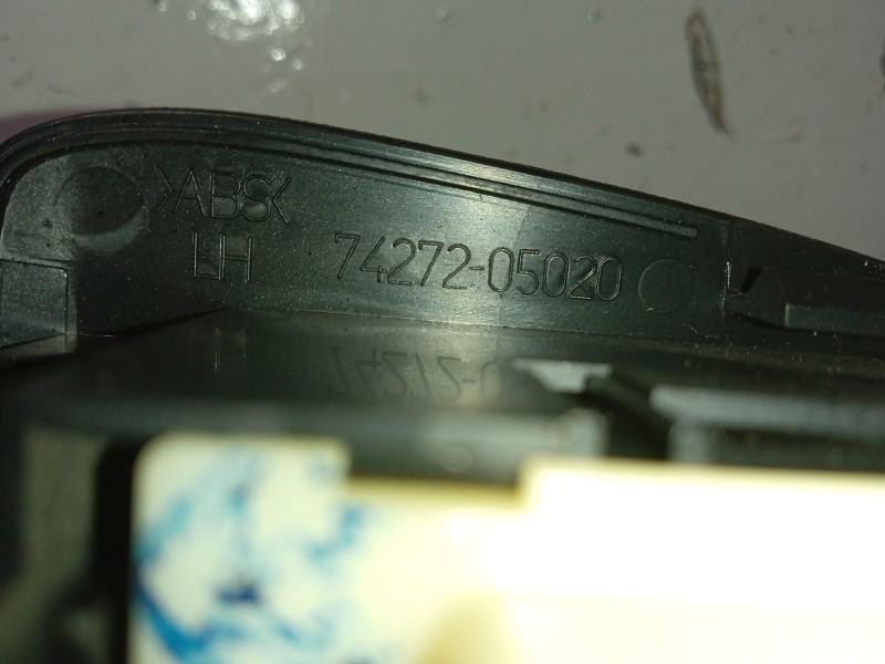 Recambio de mando elevalunas trasero izquierdo para toyota avensis (_t25_) 1.8 (zzt251_) referencia OEM IAM 7427205020  