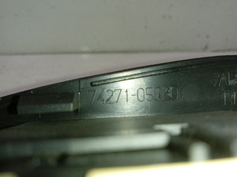 Recambio de mando elevalunas trasero derecho para toyota avensis (_t25_) 1.8 (zzt251_) referencia OEM IAM 7427105020  