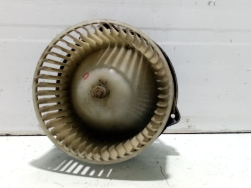 Recambio de motor calefaccion para land rover discovery td5 e referencia OEM IAM JGC100480  