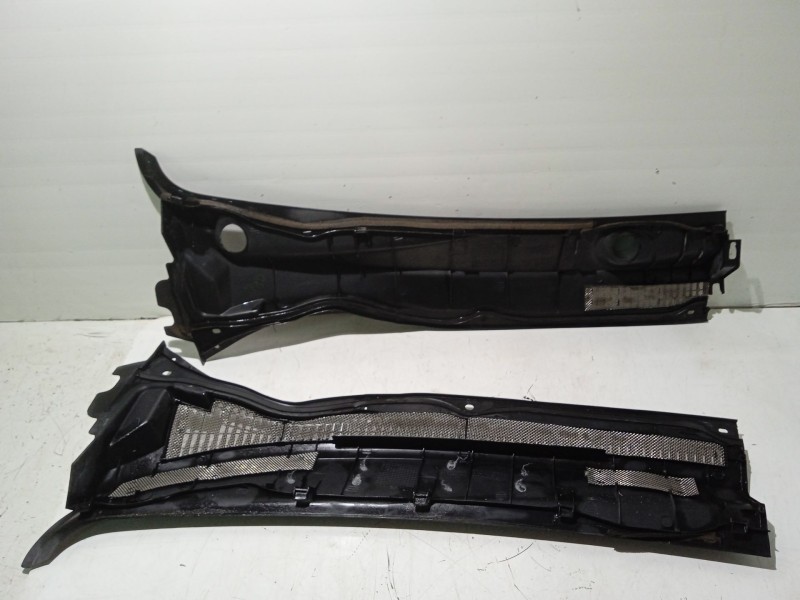 Recambio de moldura para toyota avensis (_t25_) 1.8 (zzt251_) referencia OEM IAM 5578205030 5578205040 5578105050