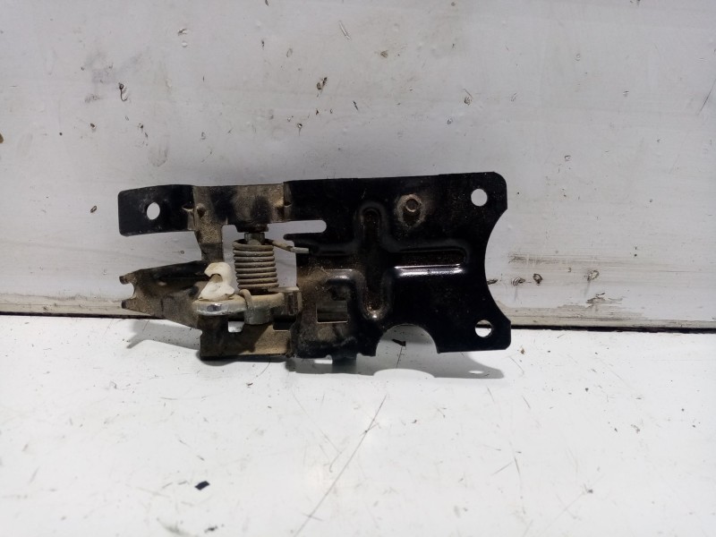 Recambio de maneta interior trasera derecha para land rover discovery td5 e referencia OEM IAM AWR4386PUY  