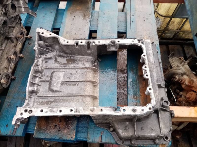 Recambio de sobrecarter para jeep gr. cherokee (wh) 3.0 crd laredo referencia OEM IAM A6510141502  