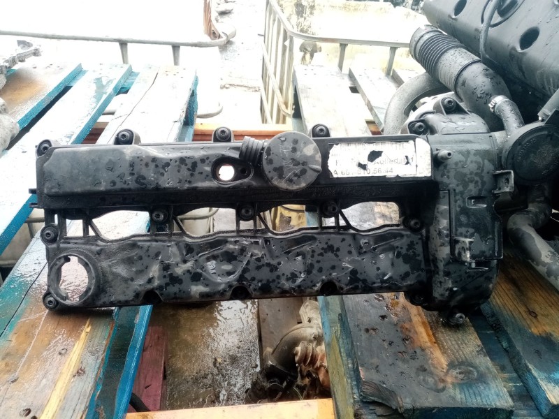 Recambio de tapa balancines para mercedes-benz vito kasten (639) 2.1 cdi referencia OEM IAM A6510105644  