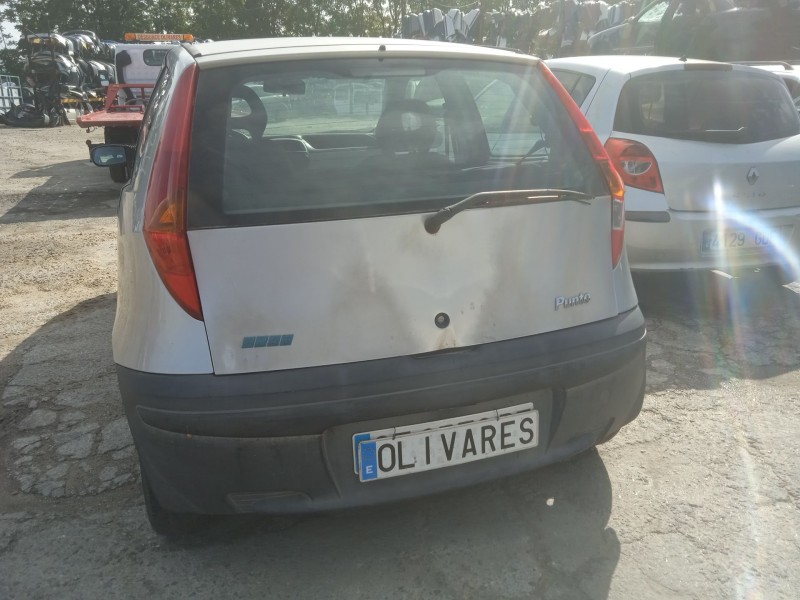 fiat punto (188_) del año 2000