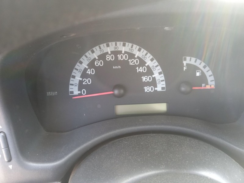 fiat punto (188_) del año 2000