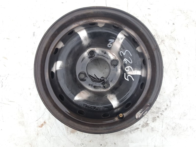 Recambio de llanta para peugeot 205 furgoneta/hatchback 1.8 d referencia OEM IAM 540166  