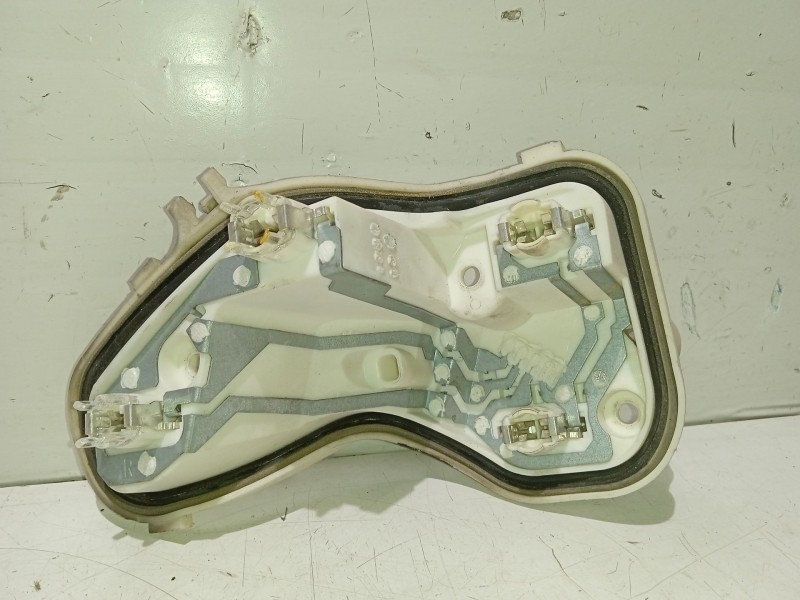 Recambio de portalamparas para opel astra j (p10) 2.0 cdti (68) referencia OEM IAM 13306460  