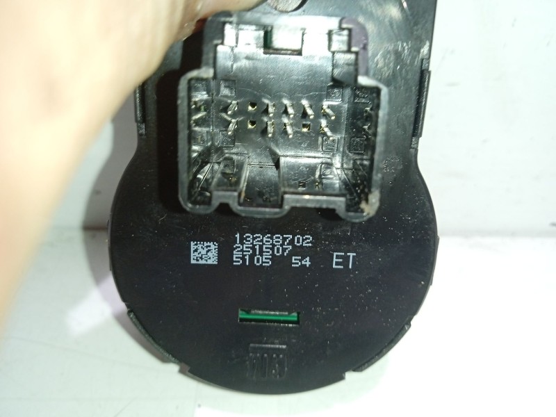 Recambio de mando luces para opel astra j (p10) 2.0 cdti (68) referencia OEM IAM 13268702  