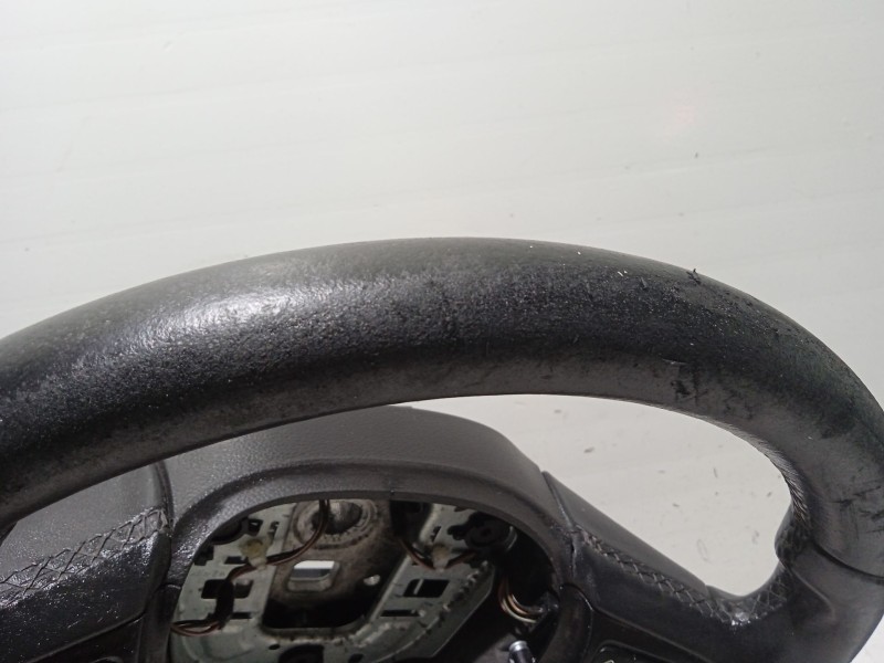 Recambio de volante para opel astra j (p10) 2.0 cdti (68) referencia OEM IAM 13351029  