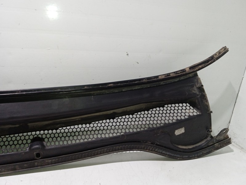 Recambio de moldura para opel astra j (p10) 2.0 cdti (68) referencia OEM IAM 13267105  