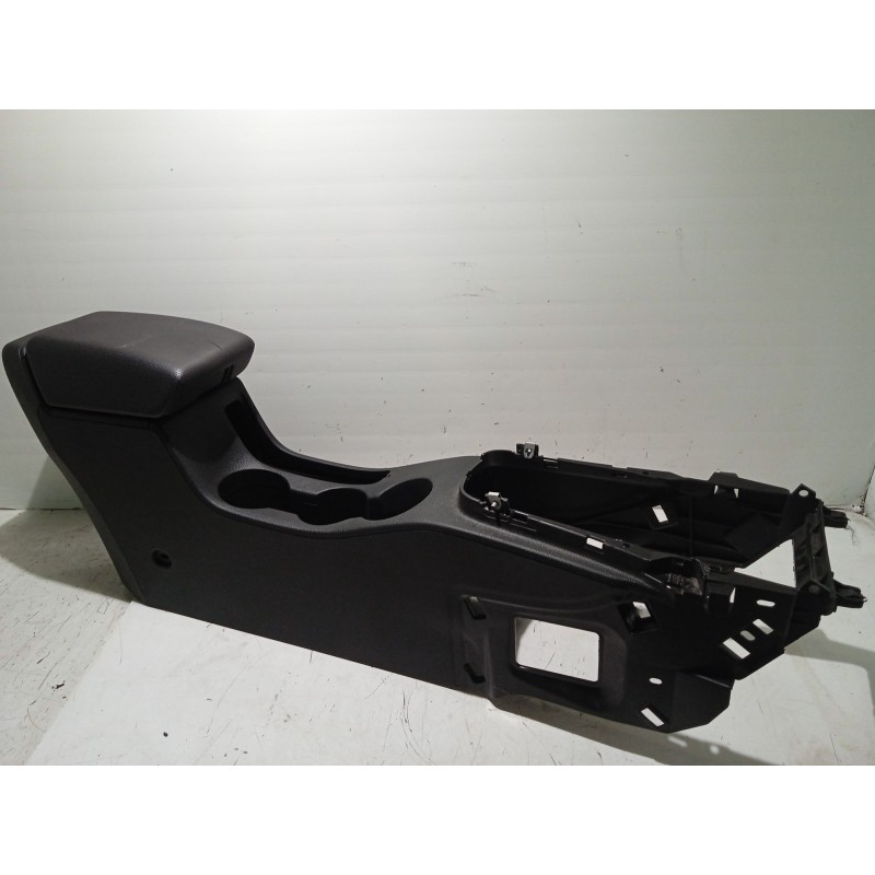 Recambio de apoyabrazos central para opel astra j (p10) 2.0 cdti (68) referencia OEM IAM 13394510 13468737 
