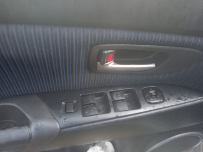 mazda 3 sedán (bk) del año 2005