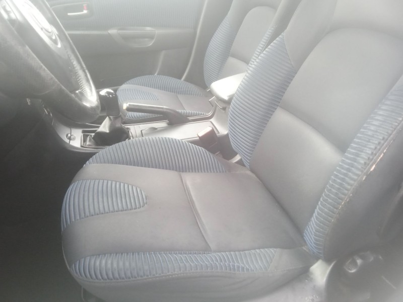 mazda 3 sedán (bk) del año 2005