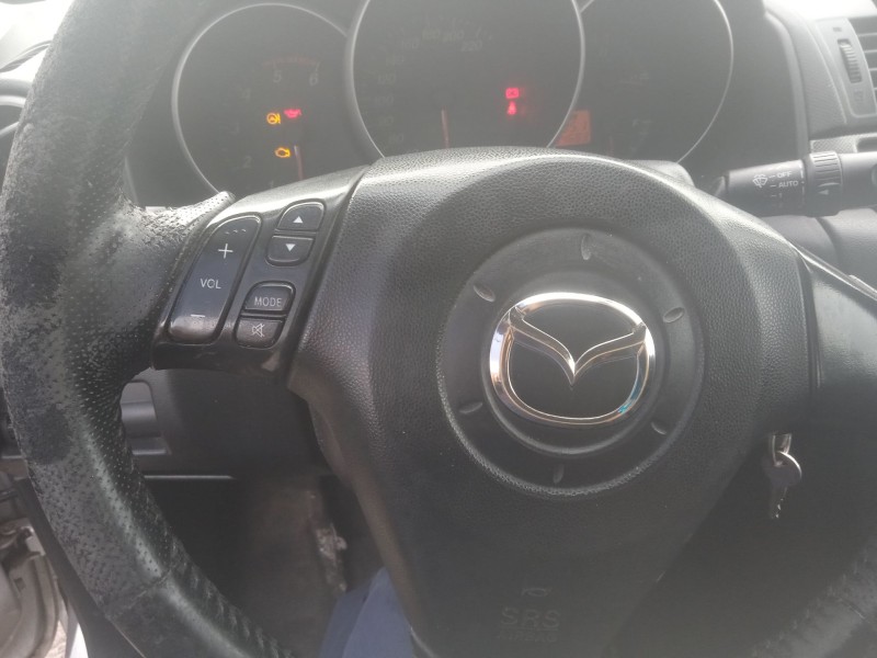 mazda 3 sedán (bk) del año 2005