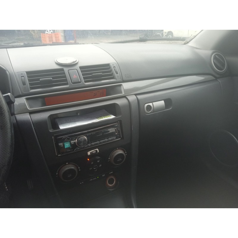 mazda 3 sedán (bk) del año 2005