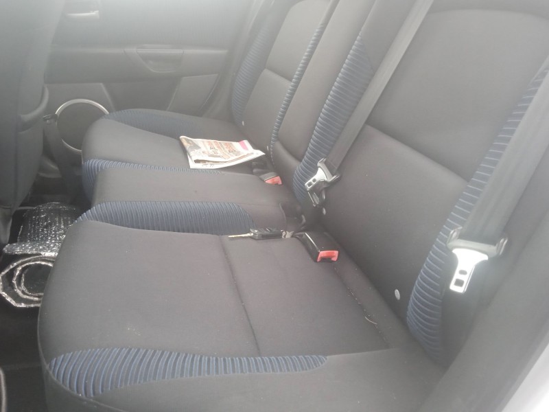 mazda 3 sedán (bk) del año 2005