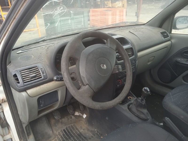 renault clio ii (bb_, cb_) del año 2003