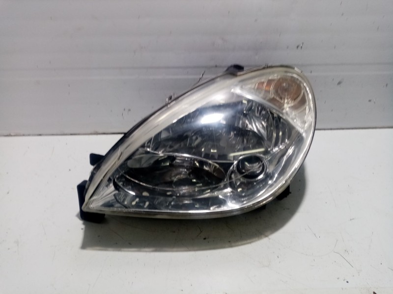 Recambio de faro derecho para citroën xsara break referencia OEM IAM 9637082480  