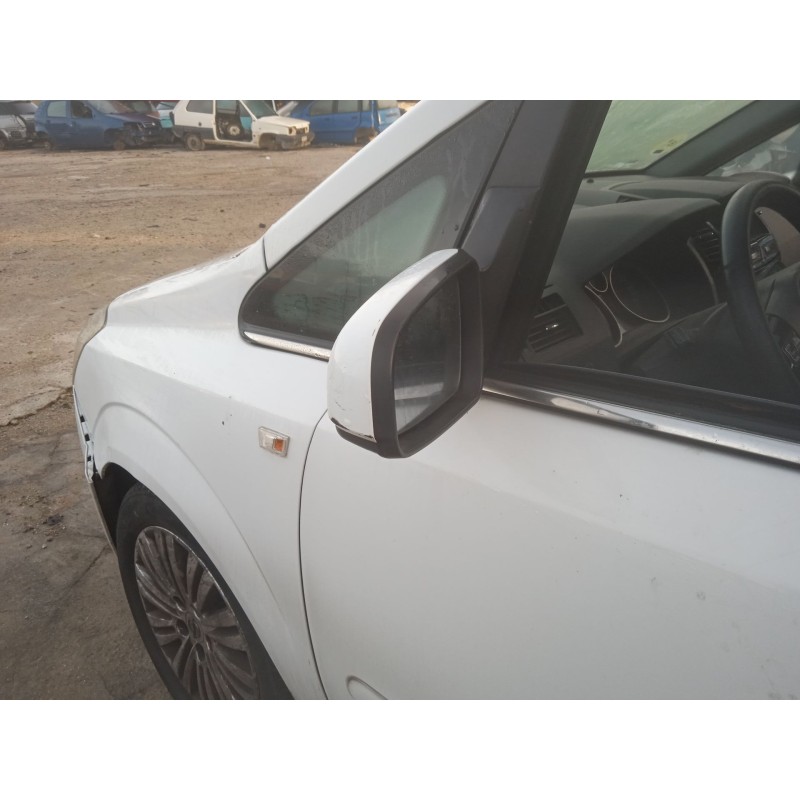 opel zafira b furgoneta/monovolumen (a05) del año 2011