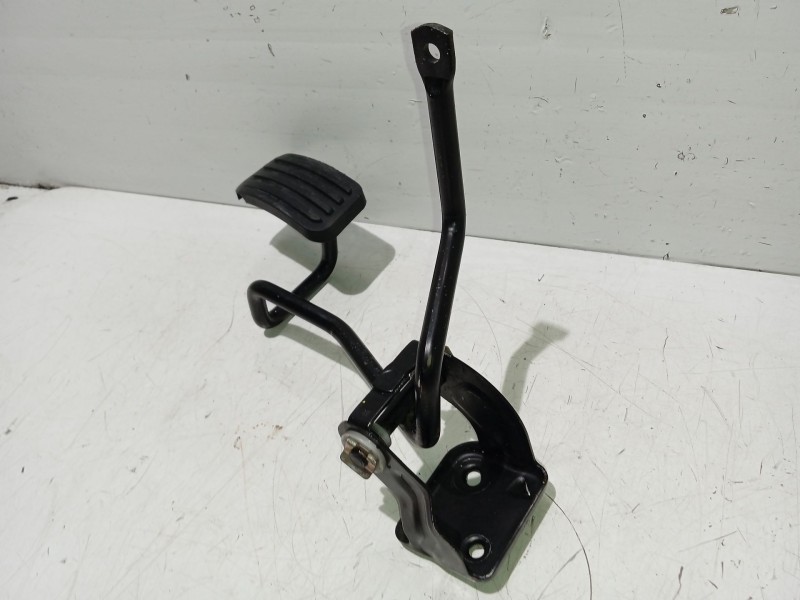 Recambio de pedal embrague para citroën xsara picasso referencia OEM IAM 2127N2  