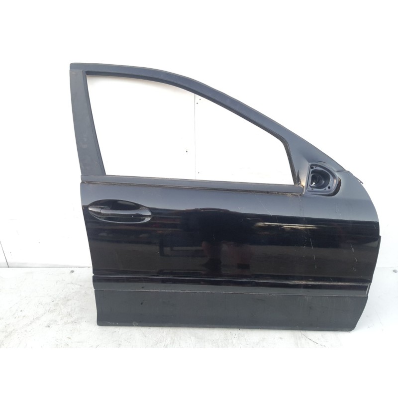 Recambio de puerta delantera derecha para mercedes-benz clase c (w203) berlina referencia OEM IAM A2037200205  