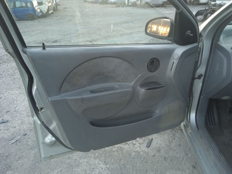 daewoo kalos (klas) del año 2004