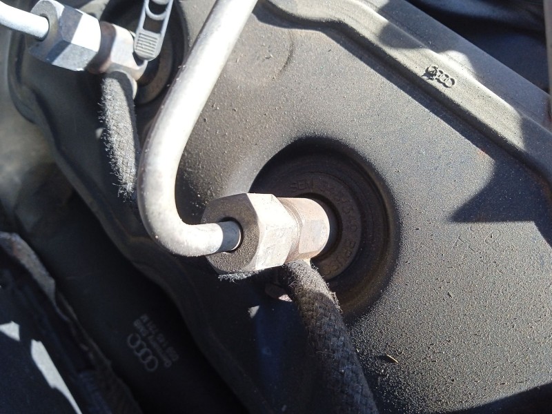 Recambio de inyector para audi a4 b6 avant (8e5) 2.5 tdi referencia OEM IAM 06E906036C  