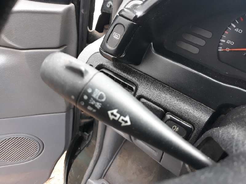 Recambio de mando luces para nissan serena (c23m) 2.3 diesel referencia OEM IAM   