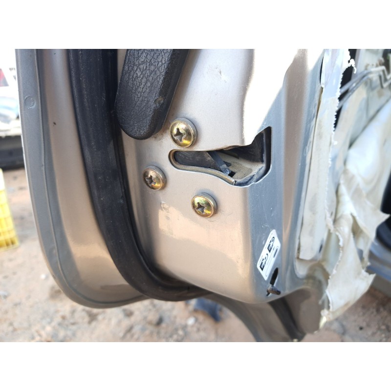 Recambio de cerradura puerta trasera izquierda para daewoo kalos (klas) 1.4 referencia OEM IAM 96260995  