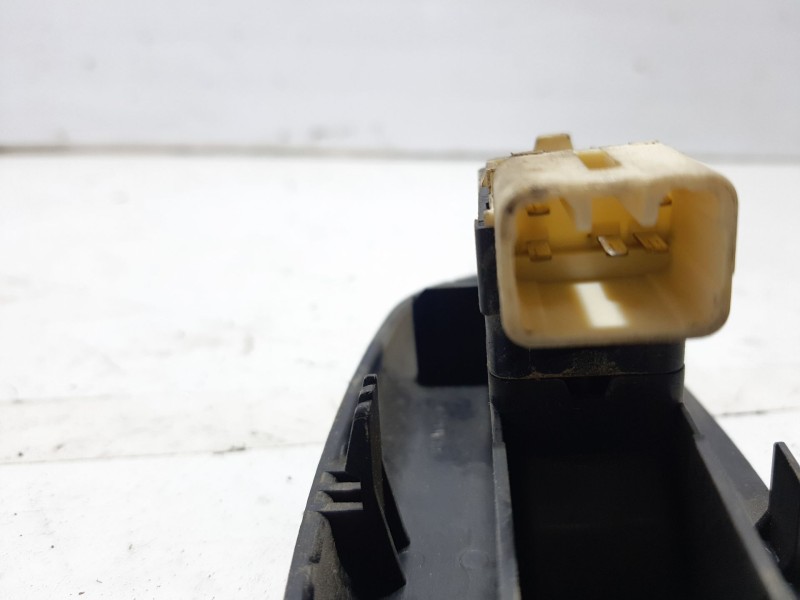 Recambio de mando elevalunas delantero derecho para daewoo kalos (klas) 1.4 referencia OEM IAM 96540782  