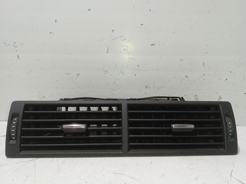 Recambio de rejilla aireadora para audi a4 b6 avant (8e5) 2.5 tdi referencia OEM IAM 8E0820951H  