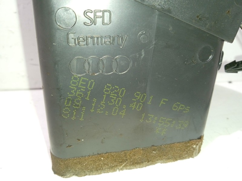 Recambio de rejilla aireadora para audi a4 b6 avant (8e5) 2.5 tdi referencia OEM IAM 8E0820901F  