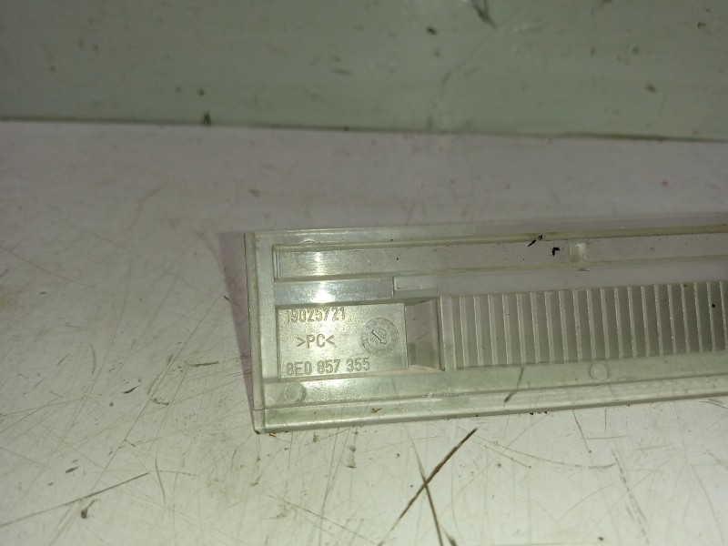 Recambio de modulo electronico para audi a4 b6 avant (8e5) 2.5 tdi referencia OEM IAM 8E0857355  